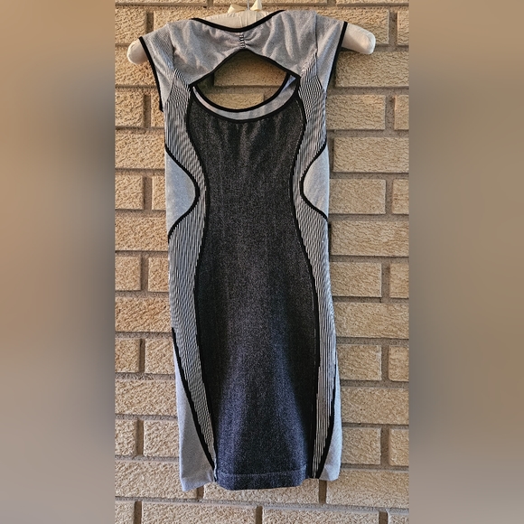 Bebe Bodycon Mini dress - Picture 2 of 4